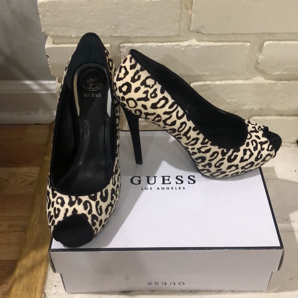 Guess Peep Toe Animal Print Stilettos- Size 9 - Picture 3 of 6